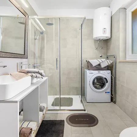 Apartment Sabina 2,